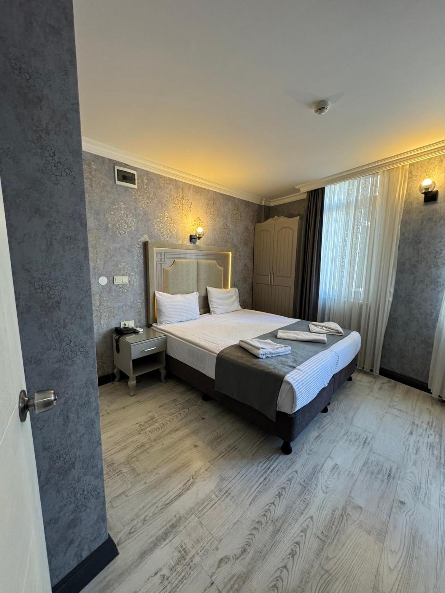Old City Viva Hotel Istanboel Buitenkant foto