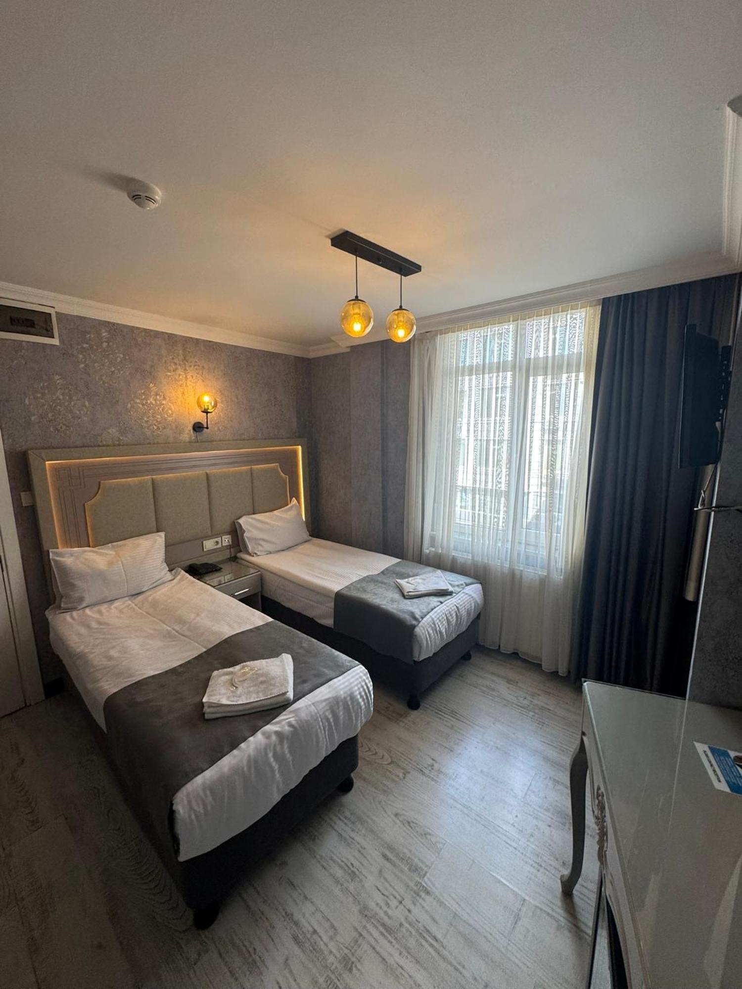 Old City Viva Hotel Istanboel Buitenkant foto