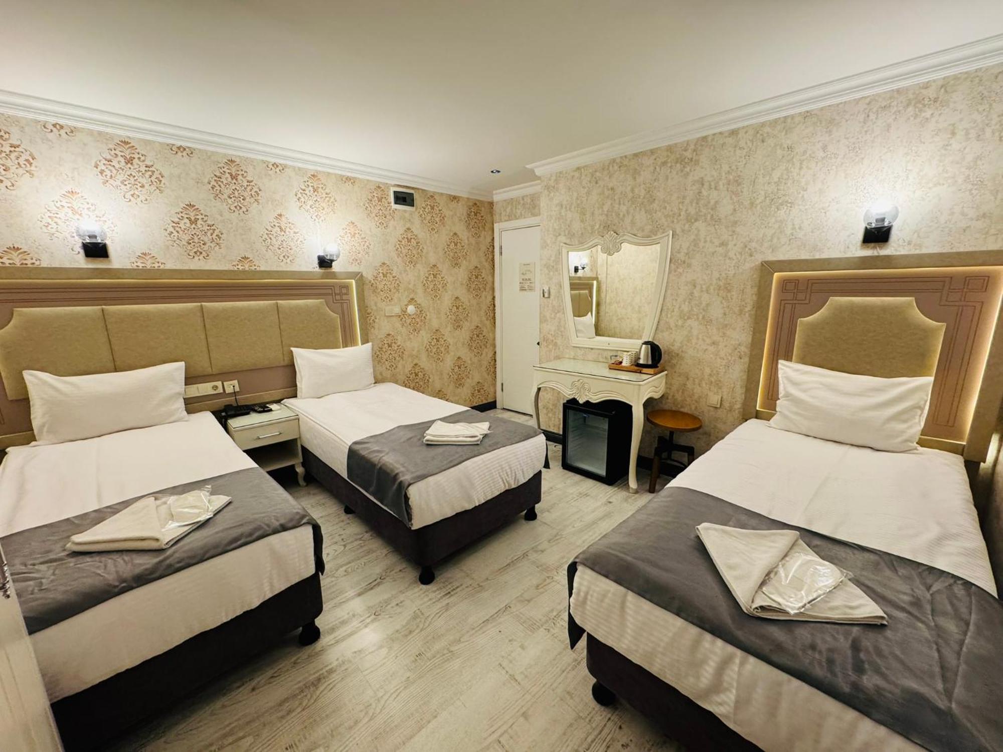Old City Viva Hotel Istanboel Buitenkant foto